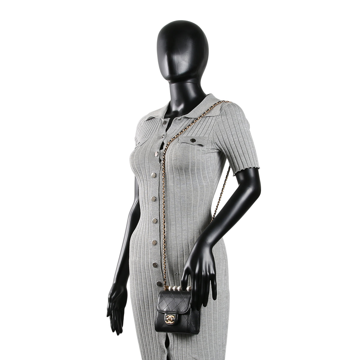 CHANEL Chic Pearls Flap Chain Clutch - Black