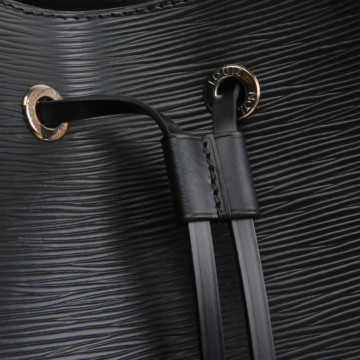 LOUIS VUITTON Epi NeoNoe MM - Black