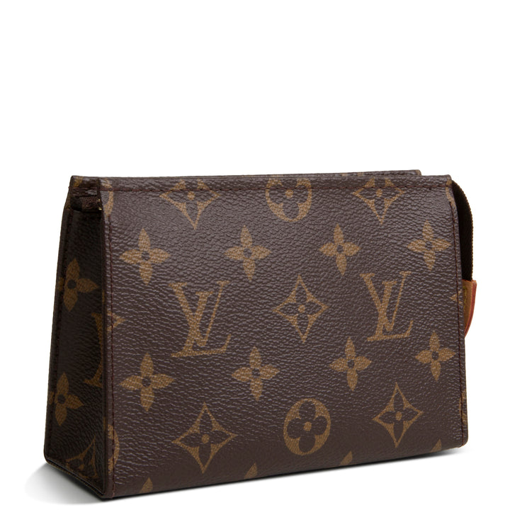 LOUIS VUITTON Toiletry 15 Pouch - Monogram