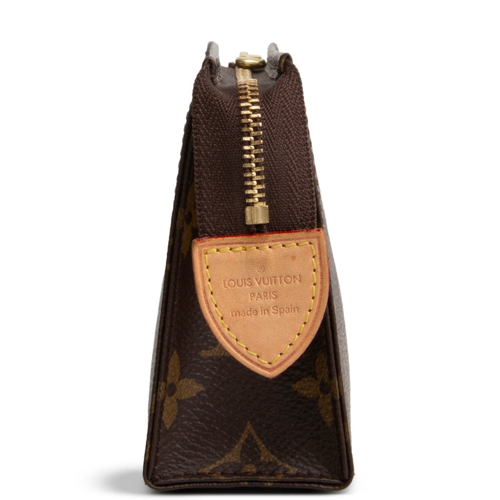 LOUIS VUITTON Toiletry 15 Pouch - Monogram