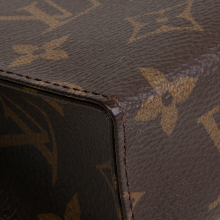 LOUIS VUITTON Toiletry 15 Pouch - Monogram