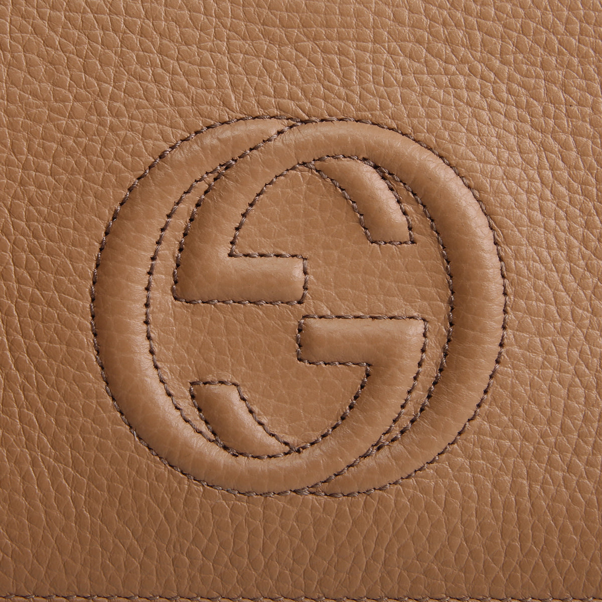 GUCCI Interlocking G Soho Chain Bag - Nude