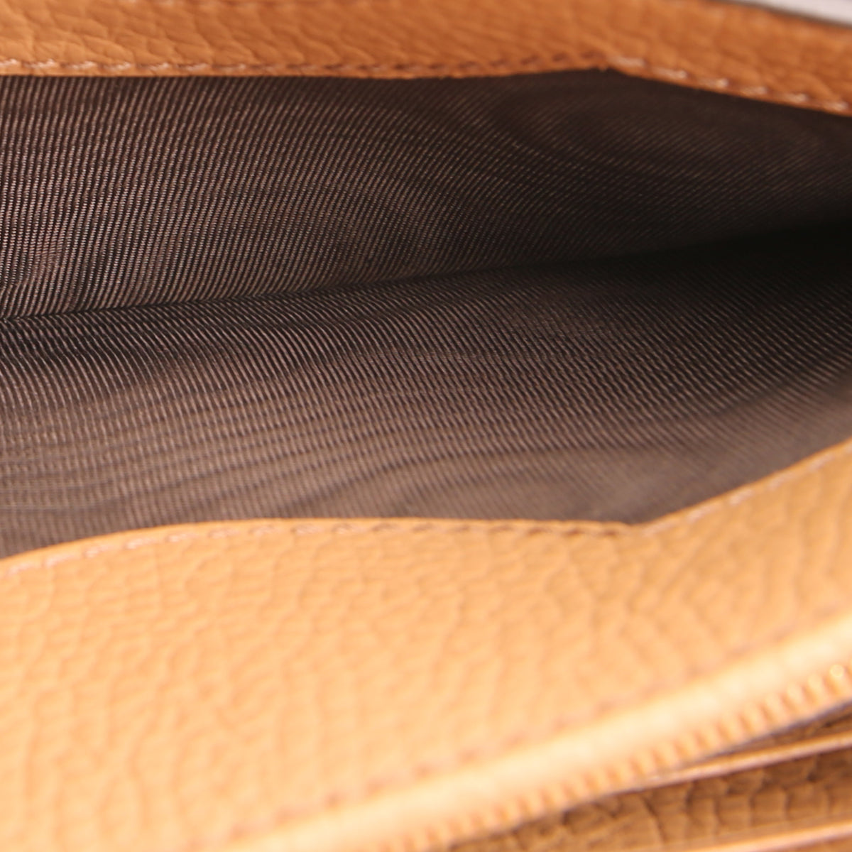 GUCCI Interlocking G Soho Chain Bag - Nude