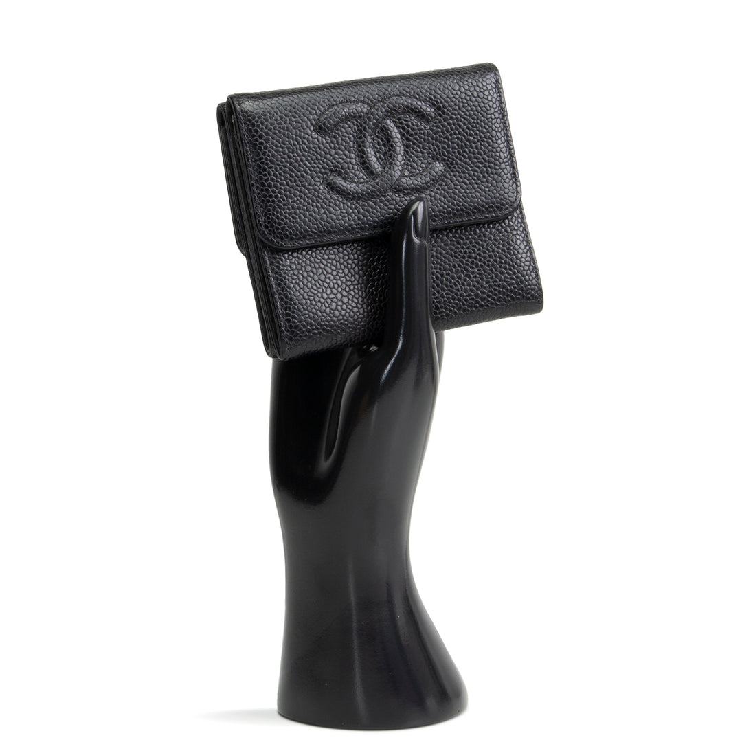 CHANEL Vintage Caviar Timeless CC Compact Wallet - Black