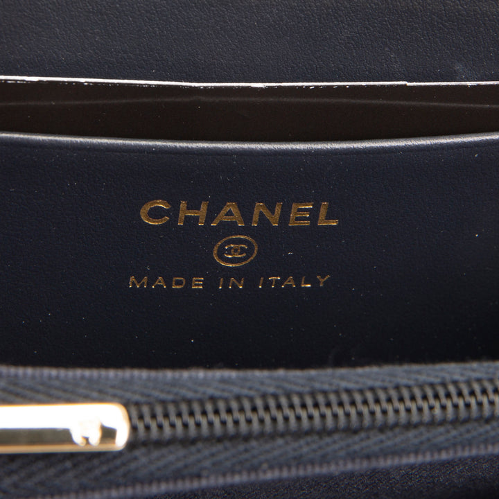 CHANEL 2026 Denim Coin Purse - Dark Wash Navy