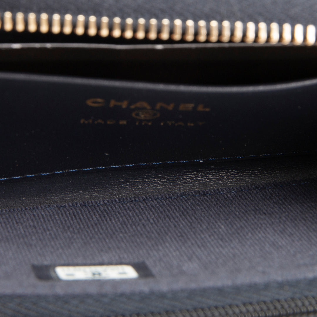 CHANEL 2026 Denim Coin Purse - Dark Wash Navy