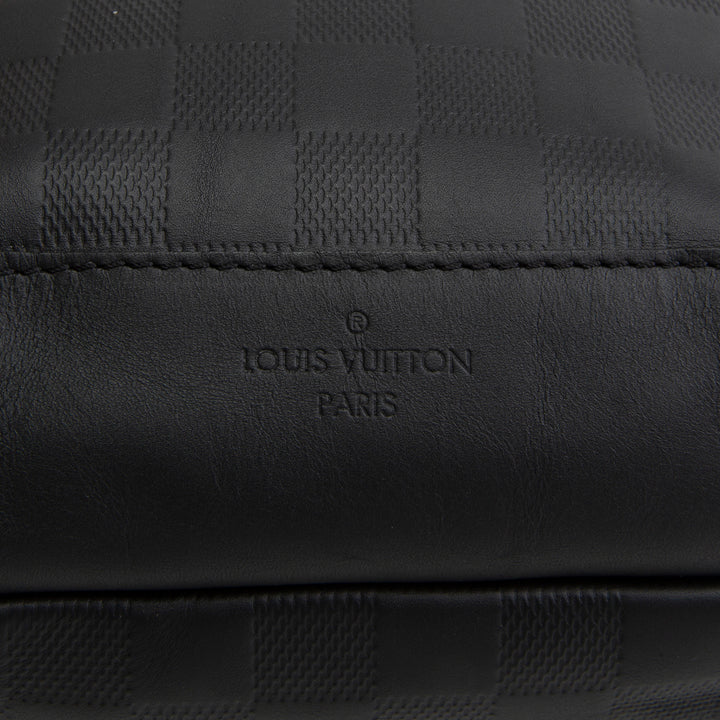 LOUIS VUITTON Damier Infini Avenue Sling - Black