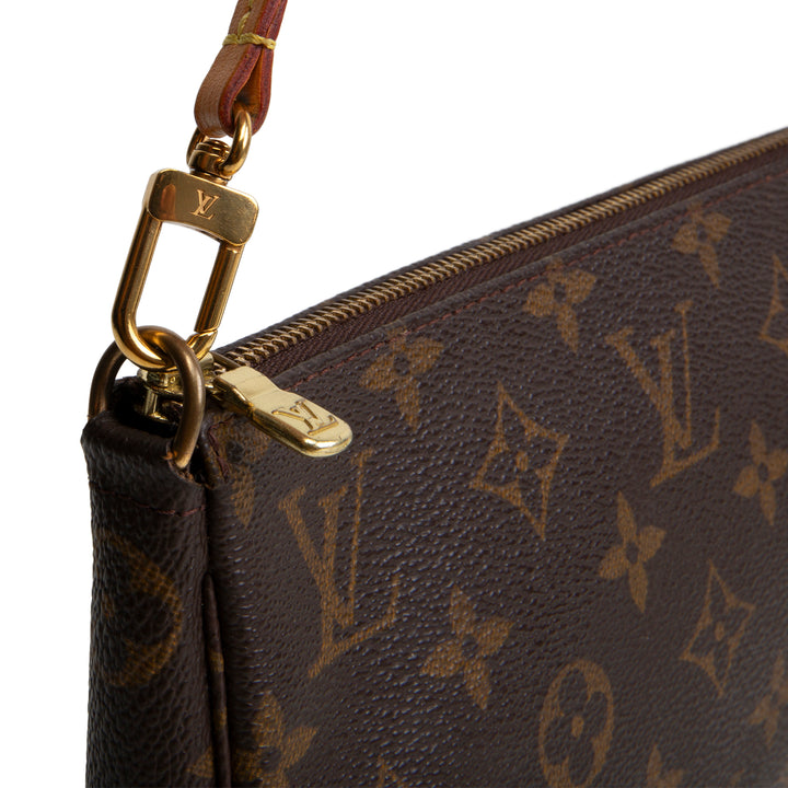 LOUIS VUITTON Vintage Monogram Pochette Accessoires