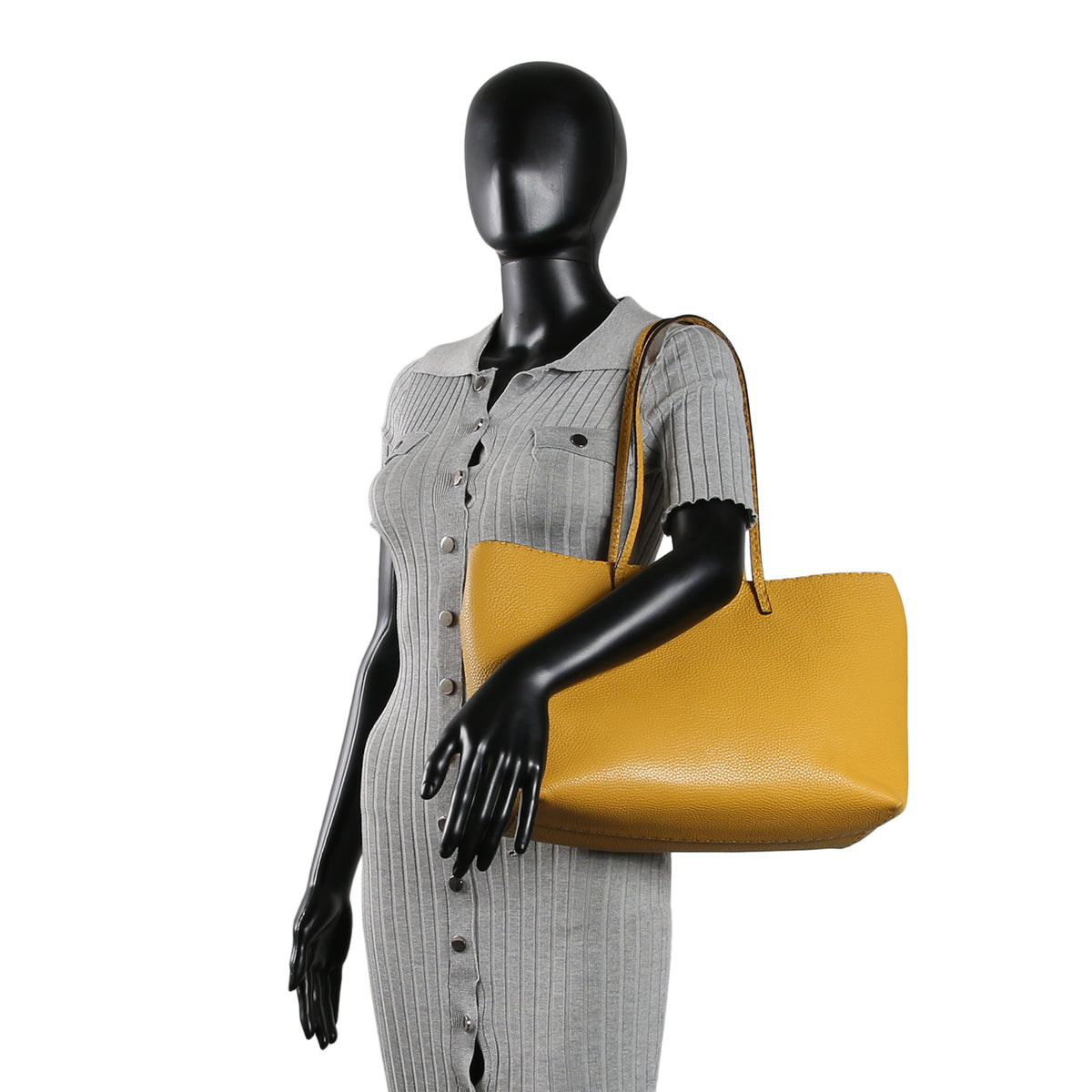 FENDI Selleria Carla Tote