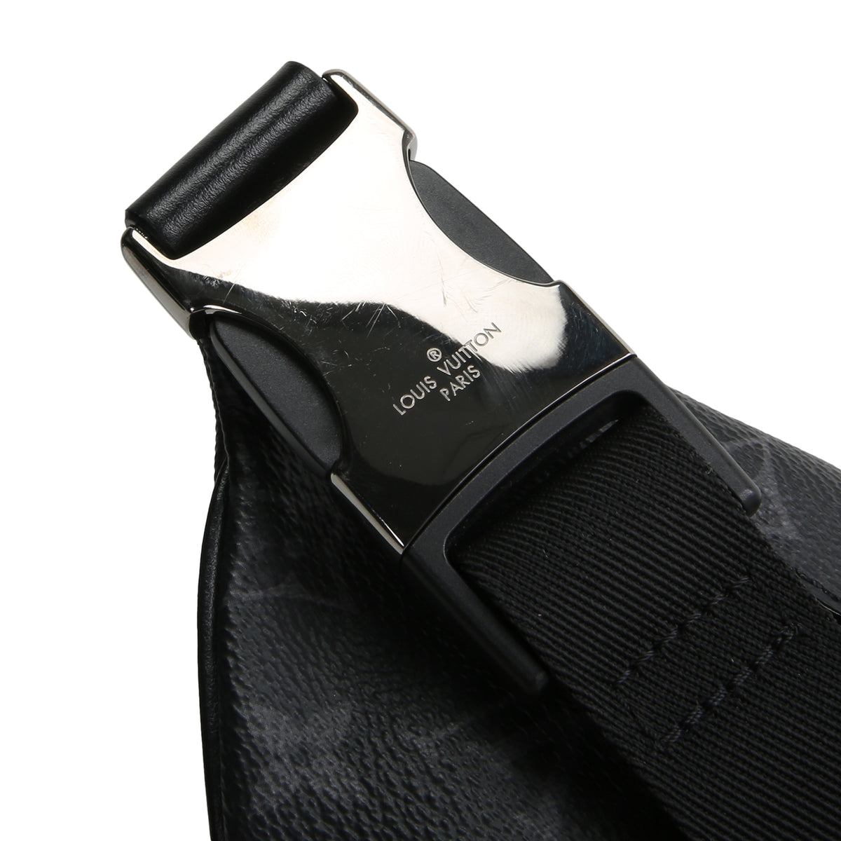 LOUIS VUITTON Monogram Eclipse Discovery Bumbag