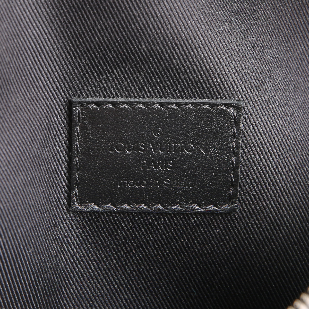 LOUIS VUITTON Monogram Eclipse Discovery Bumbag