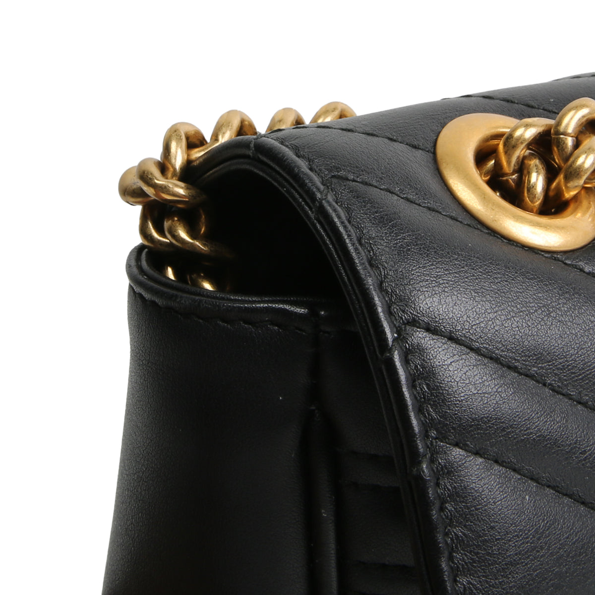 GUCCI Small GG Marmont Shoulder Bag - Black