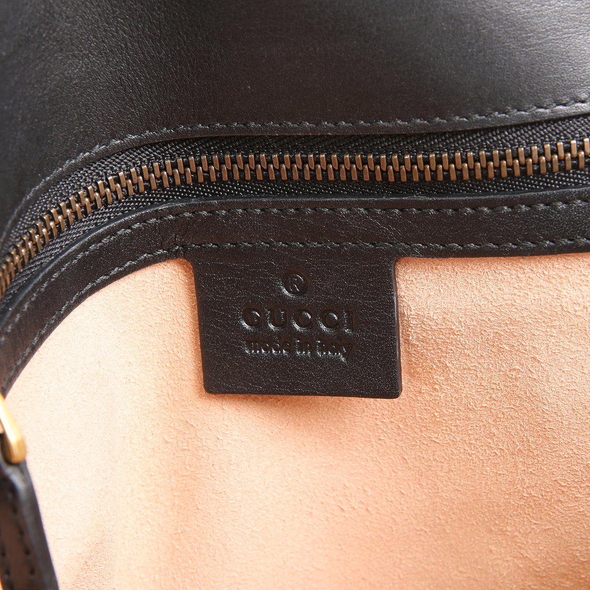 GUCCI Small GG Marmont Shoulder Bag - Black