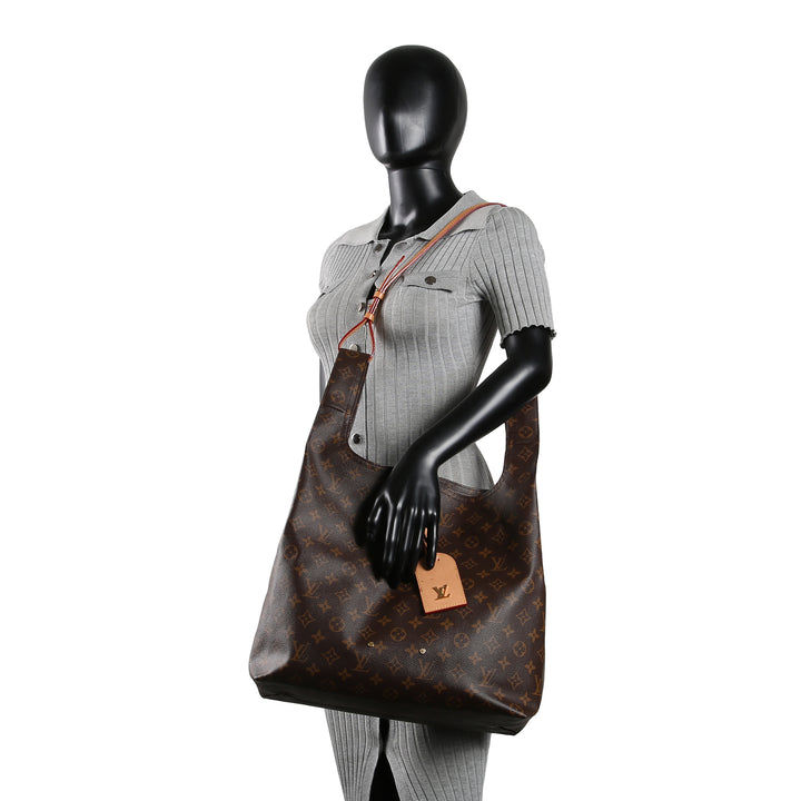 LOUIS VUITTON Monogram Atlantis GM w/ Pouch