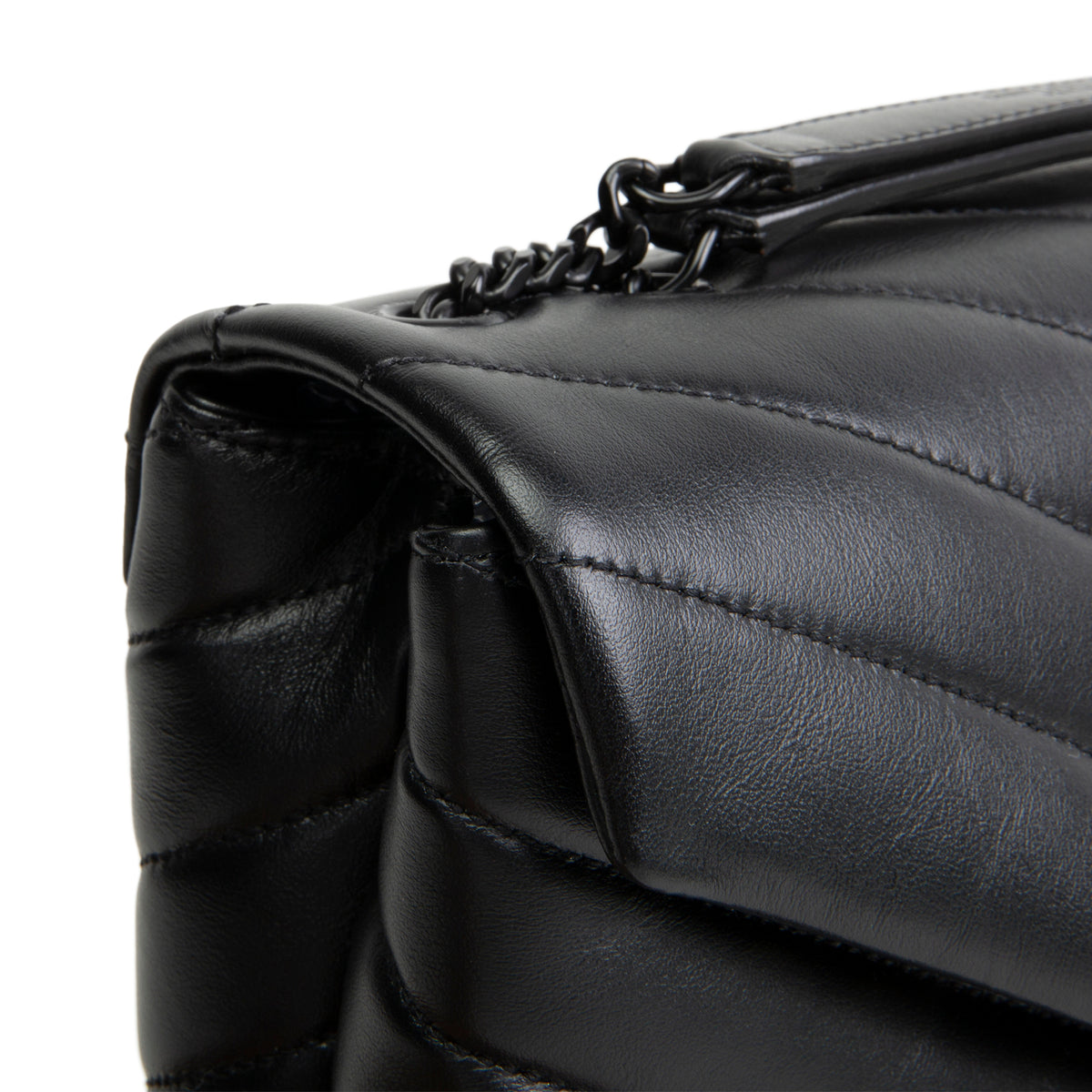 SAINT LAURENT Small Loulou Shoulder Bag  - Black