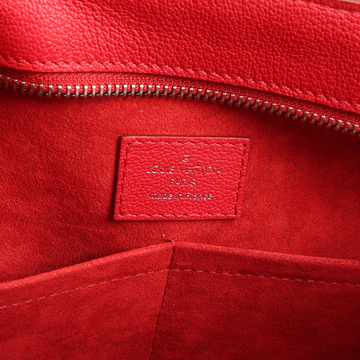 LOUIS VUITTON Monogram Very Zipped Tote - Red