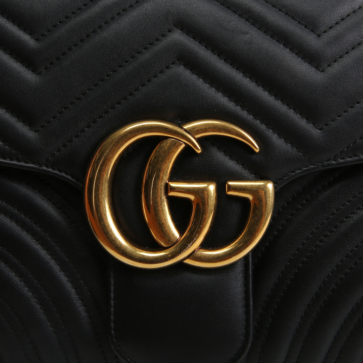 Gucci Matelasse Medium GG Marmont Shoulder Bag