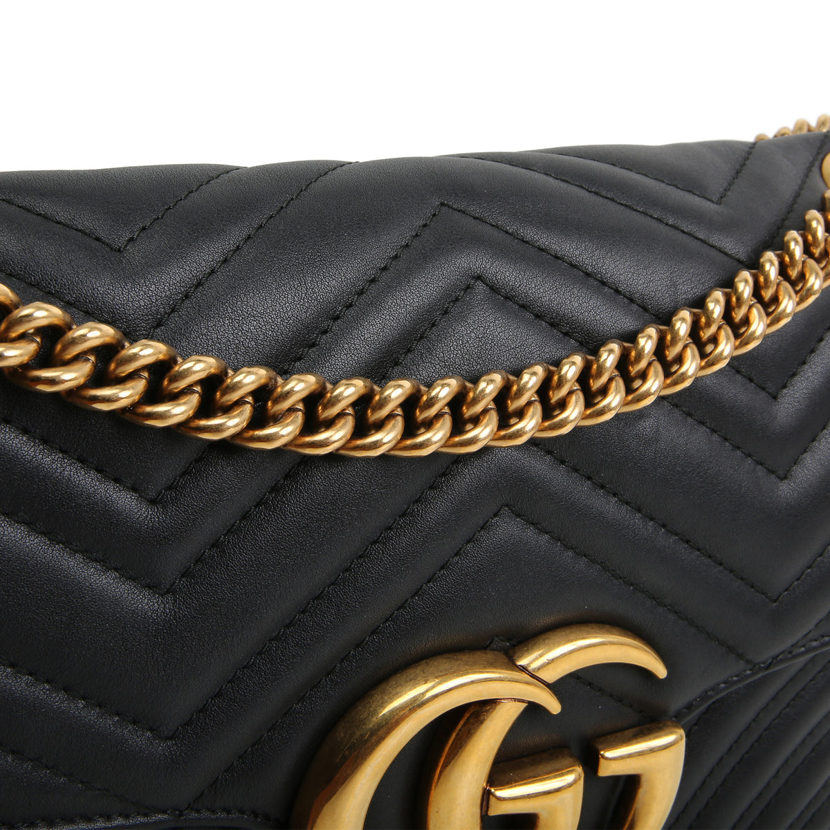 Gucci Matelasse Medium GG Marmont Shoulder Bag