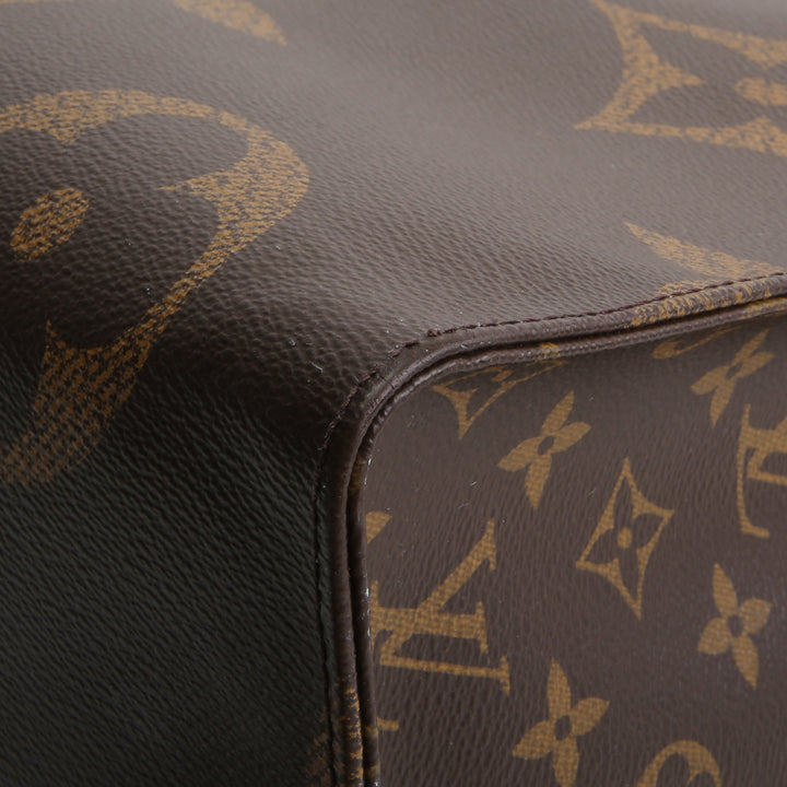 LOUIS VUITTON OnTheGo Reverse Monogram