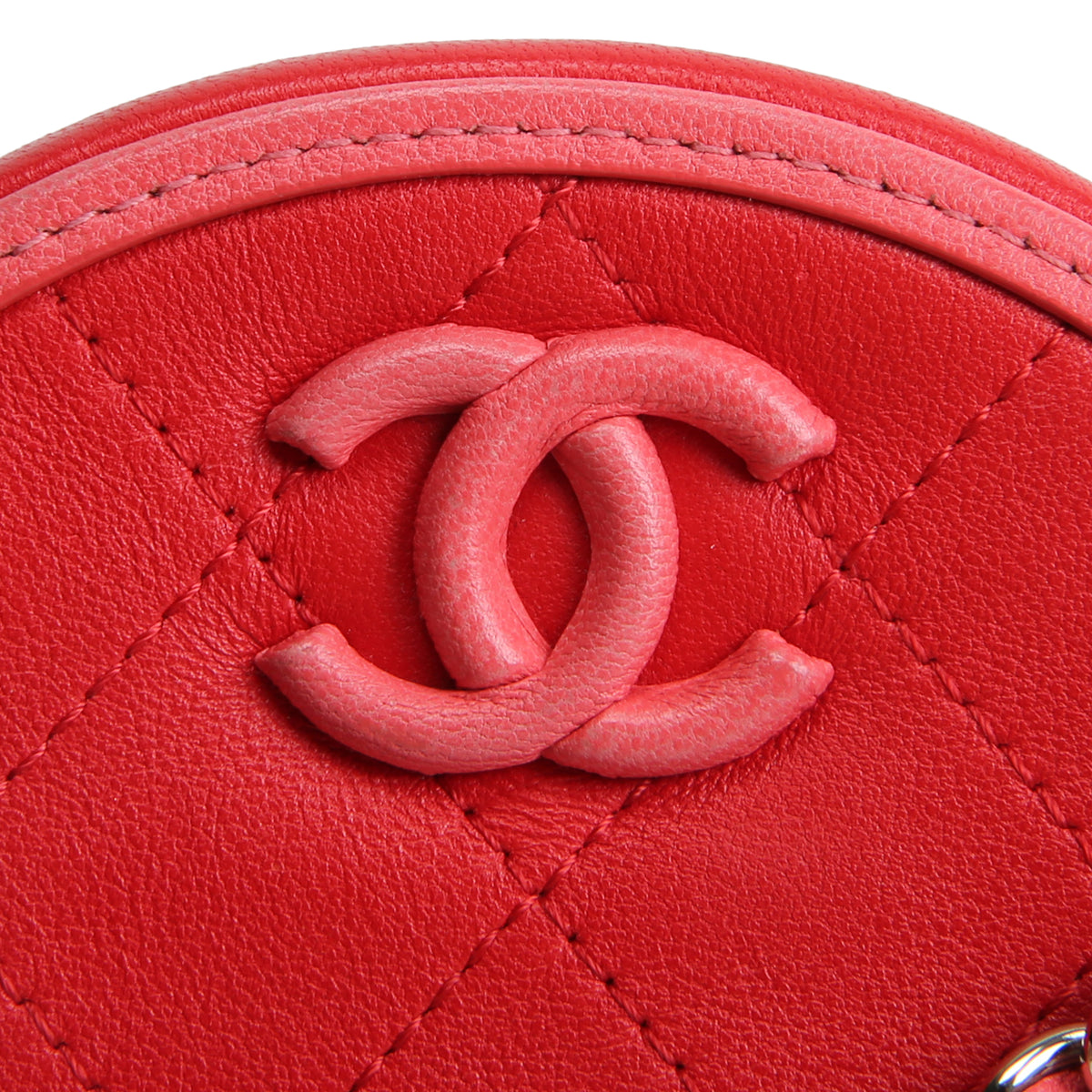 CHANEL CC Color Pop Round Clutch with Chain