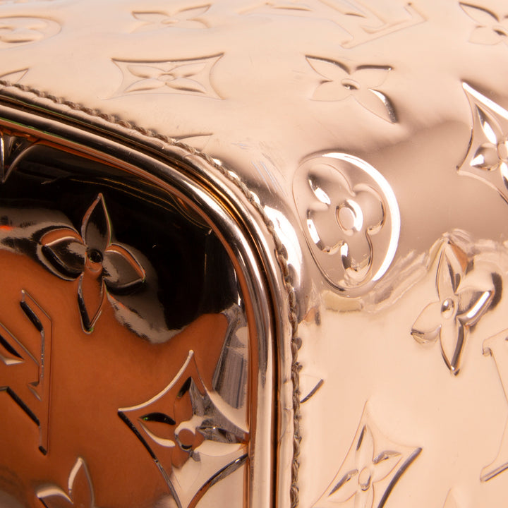 LOUIS VUITTON Monogram Vernis Miroir Speedy Bandouliere 25 - Copper