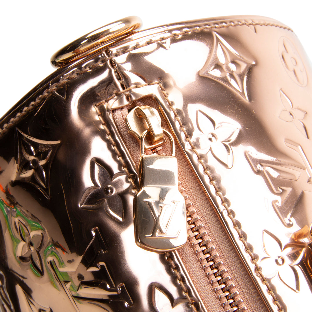 LOUIS VUITTON Monogram Vernis Miroir Speedy Bandouliere 25 - Copper