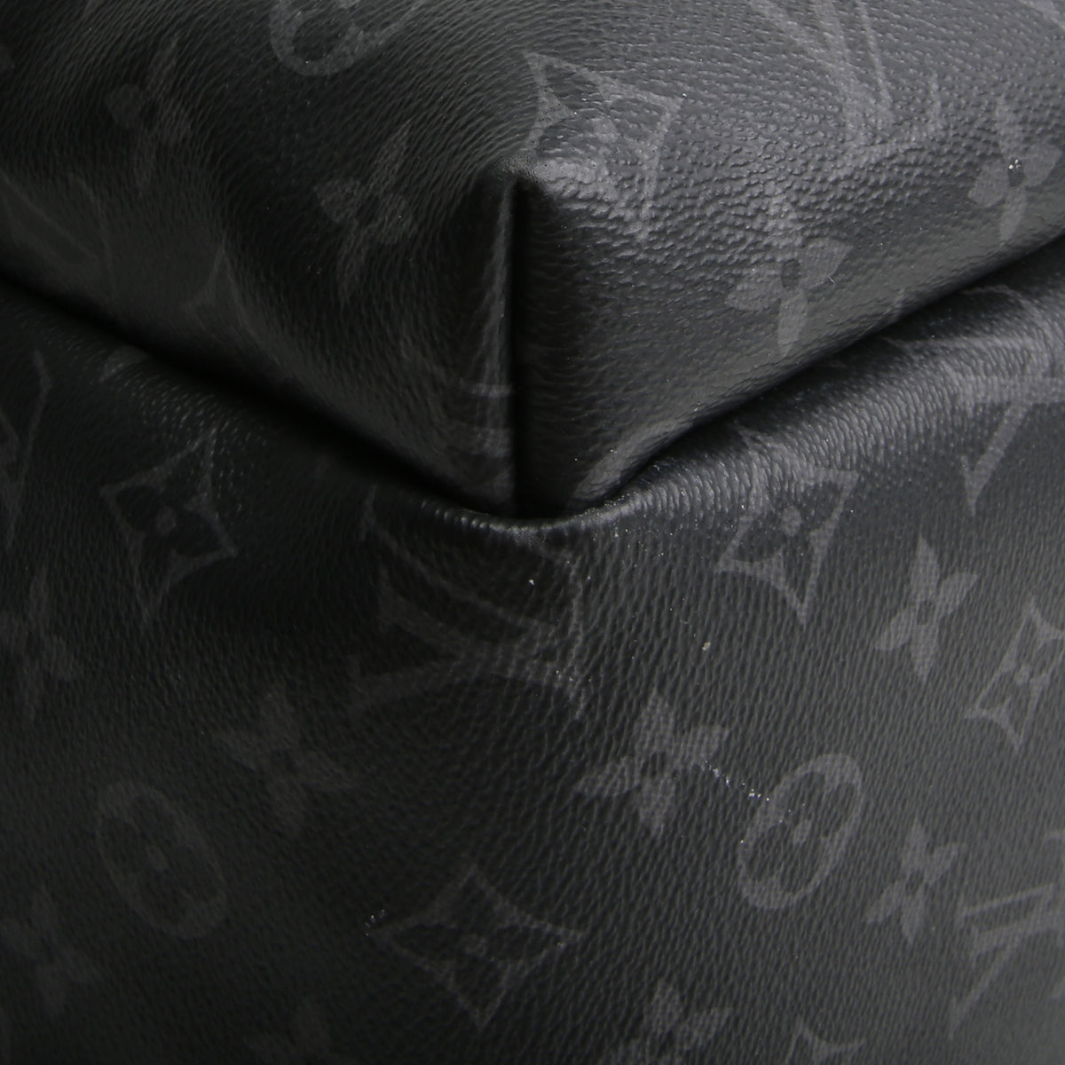 LOUIS VUITTON Monogram Eclipse Discovery Backpack