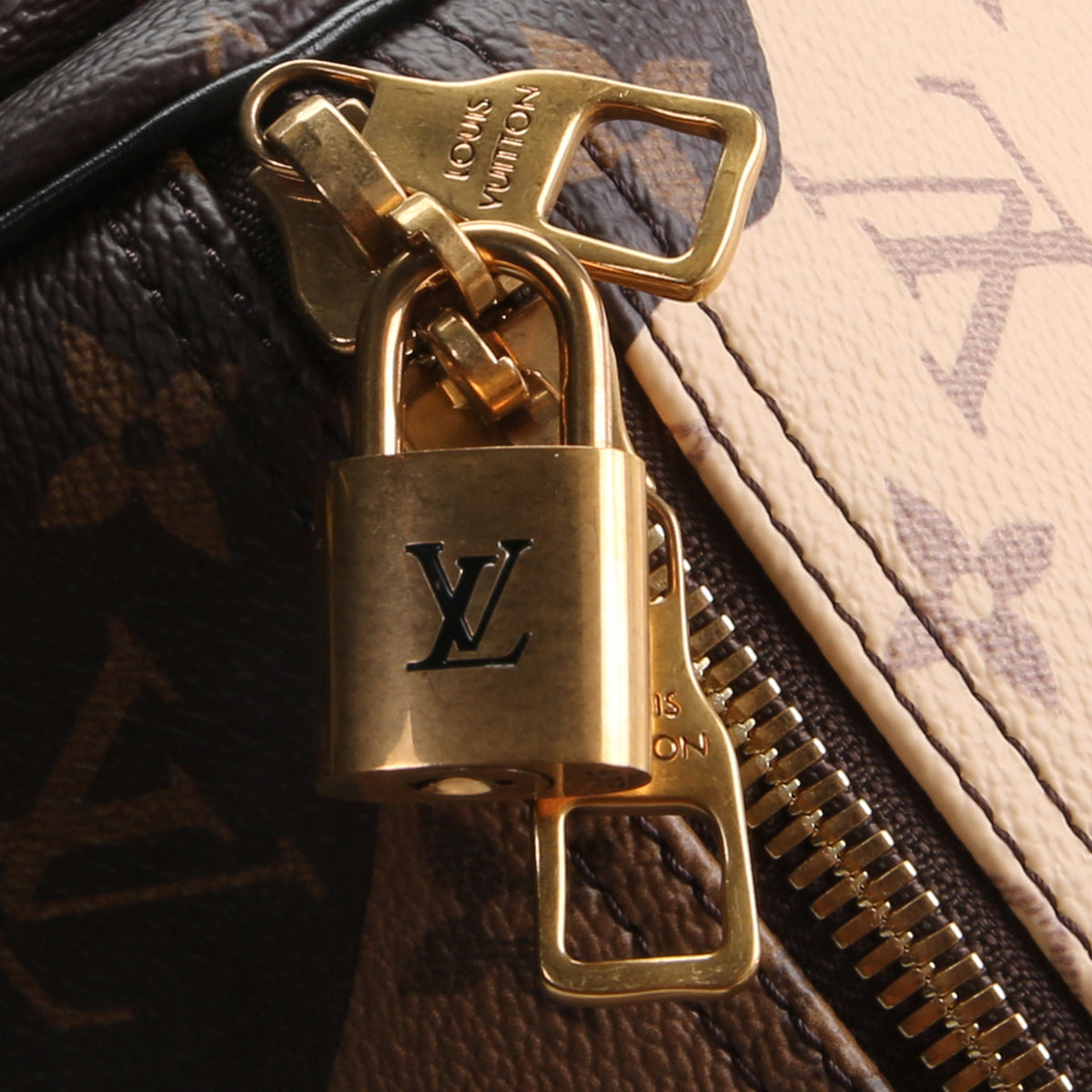 LOUIS VUITTON x Kids Super Keepall Bandouliere 55