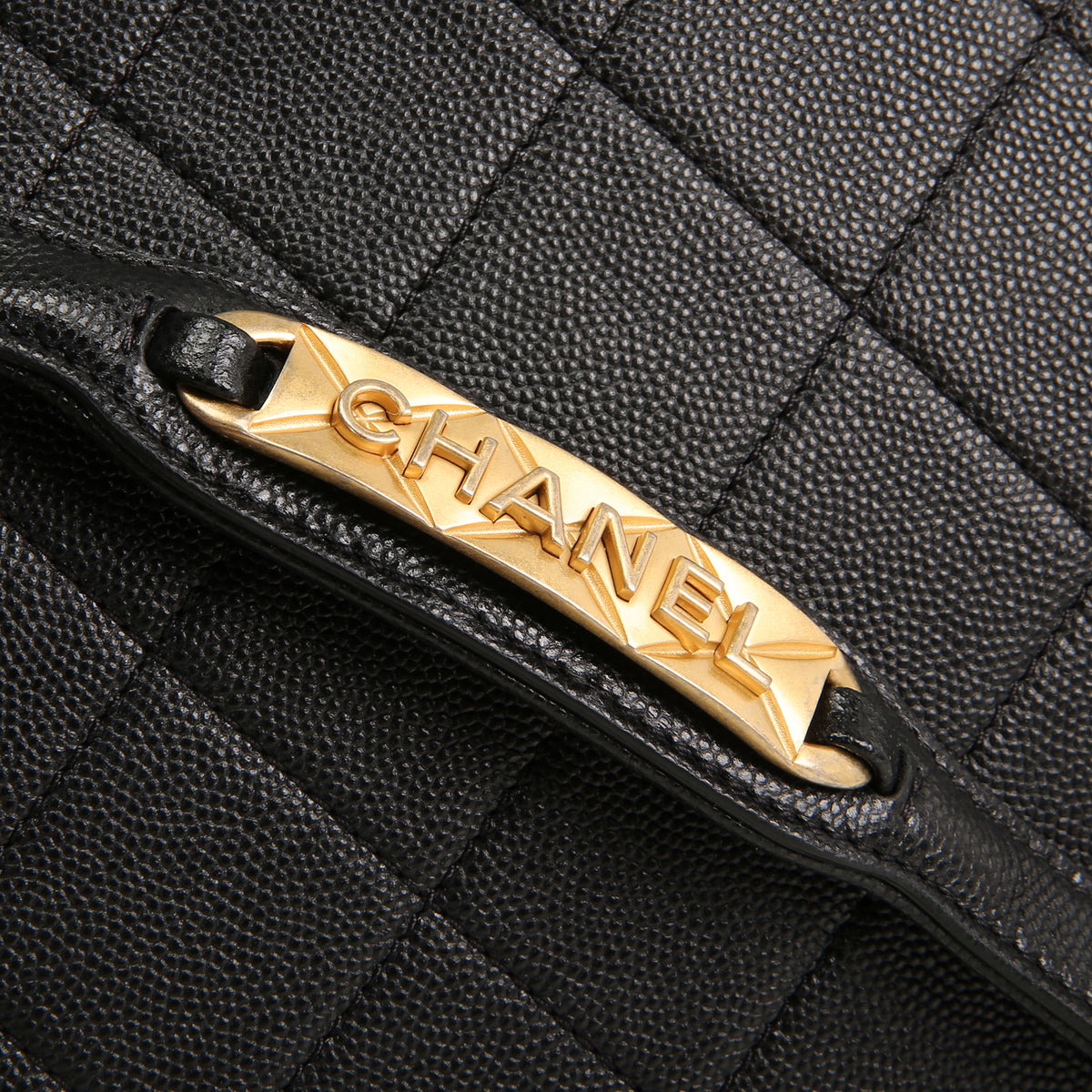 CHANEL Bracelet on Chain Tote - Black