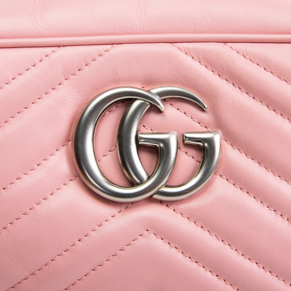 GUCCI GG Marmont Small Camera Bag - Pink