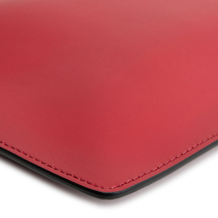 VALENTINO "Anywhen" Coordiantes Leather Pouch