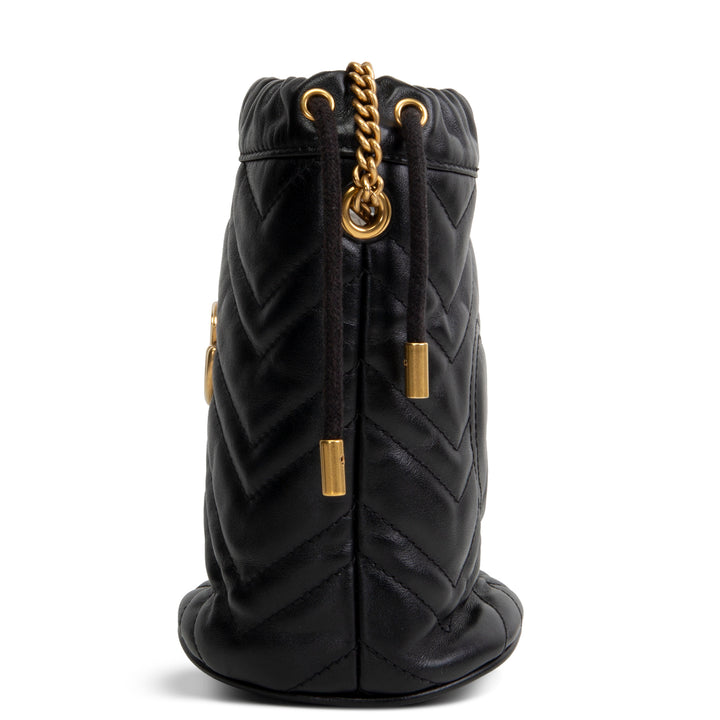 GUCCI GG Marmont Matelasse Mini Bucket Bag - Black