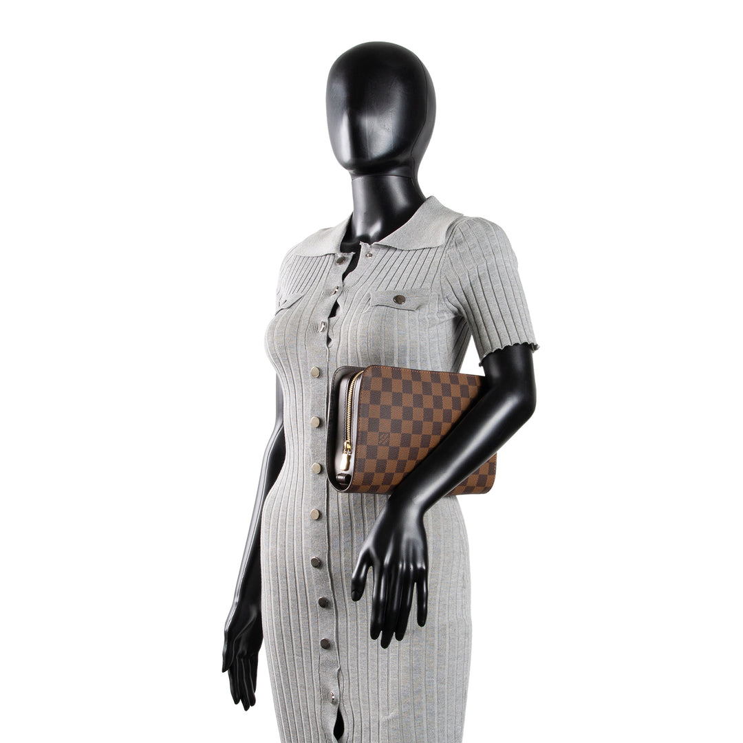 LOUIS VUITTON Damier Ebene Pochette Saint Louis Clutch