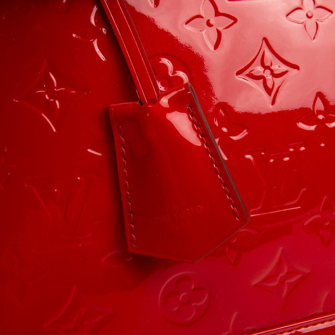 LOUIS VUITTON Alma MM Vernis - Red