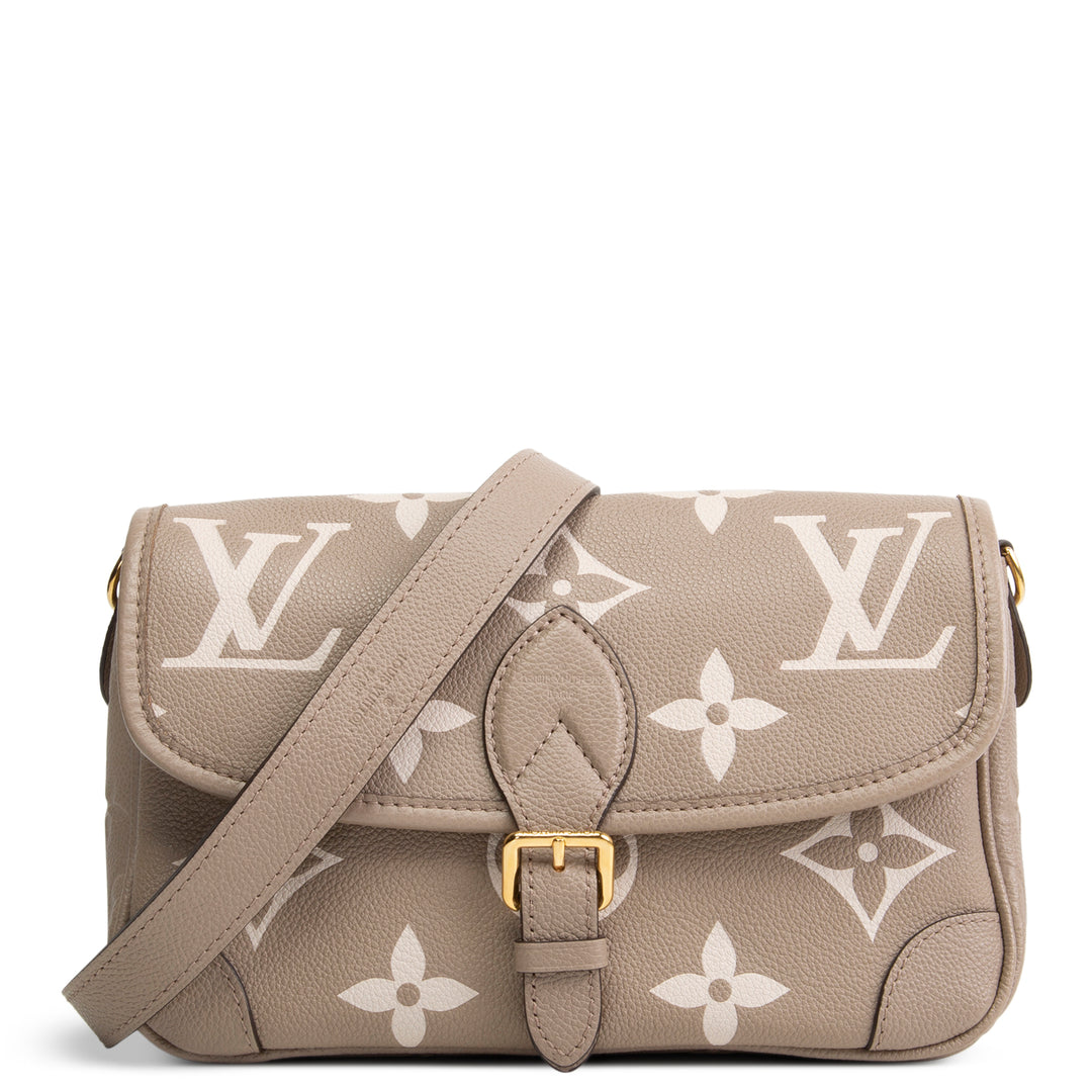 LOUIS VUITTON Giant Monogram Empreinte Diane