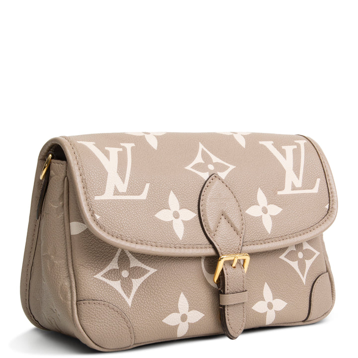 LOUIS VUITTON Giant Monogram Empreinte Diane