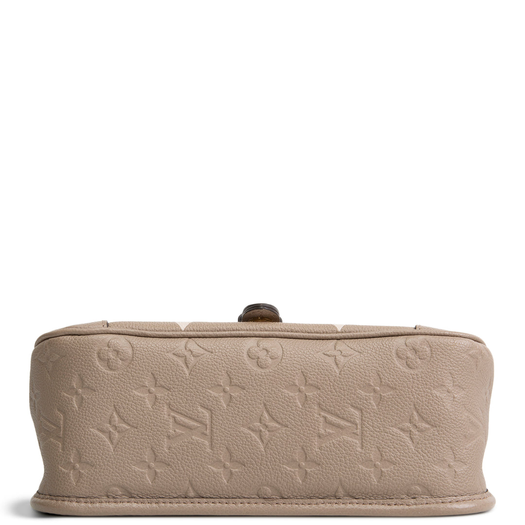 LOUIS VUITTON Giant Monogram Empreinte Diane