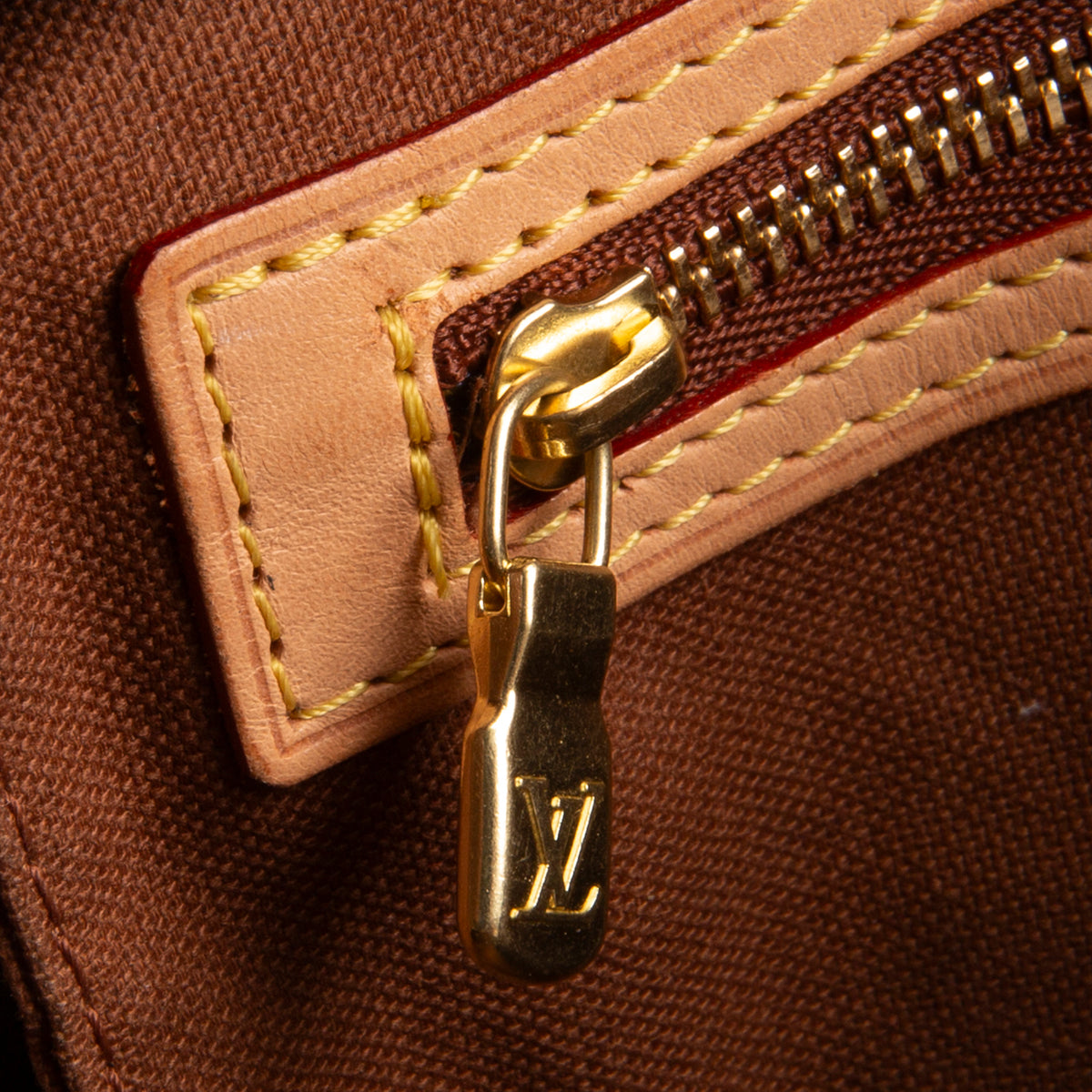 LOUIS VUITTON Monogram Keepall Bandouliere 55
