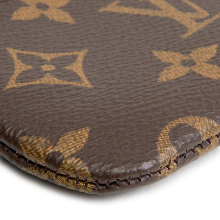 LOUIS VUITTON Key Pouch Monogram - Brown