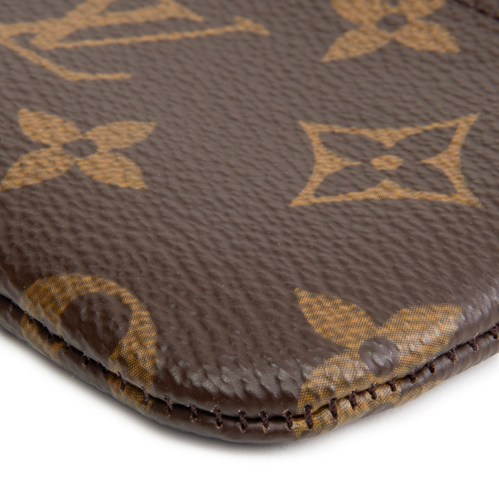 LOUIS VUITTON Key Pouch Monogram - Brown
