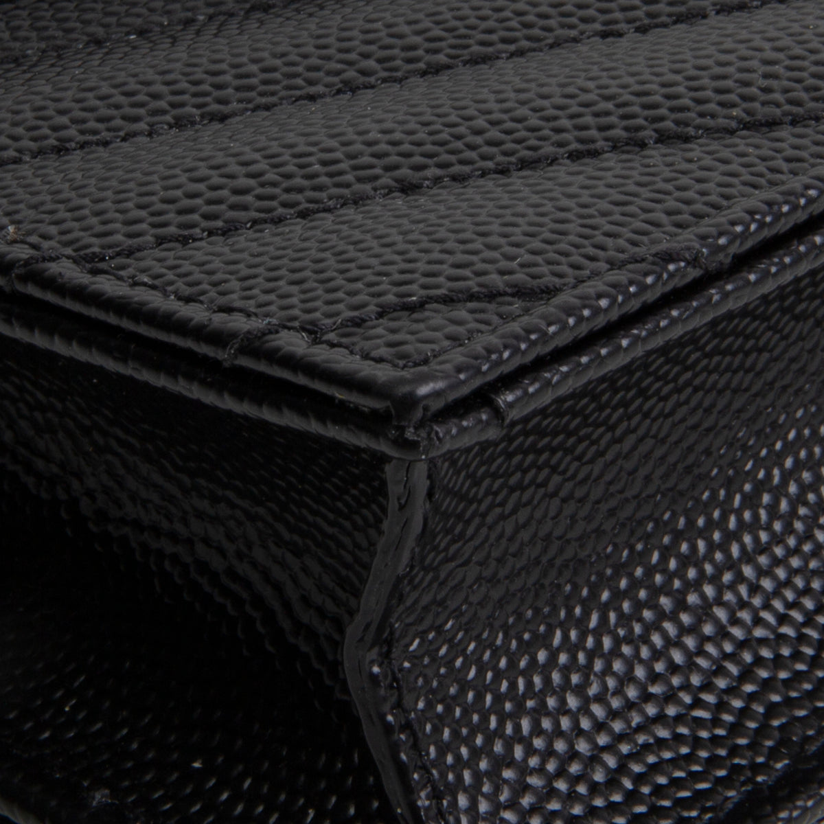 SAINT LAURENT Envelope Wallet on Chain - Black