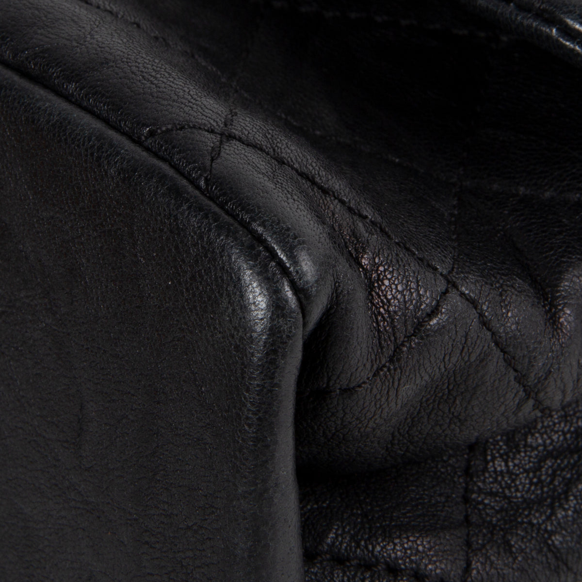 Chanel Goatskin Crinkle Leather Flap Bag - Black