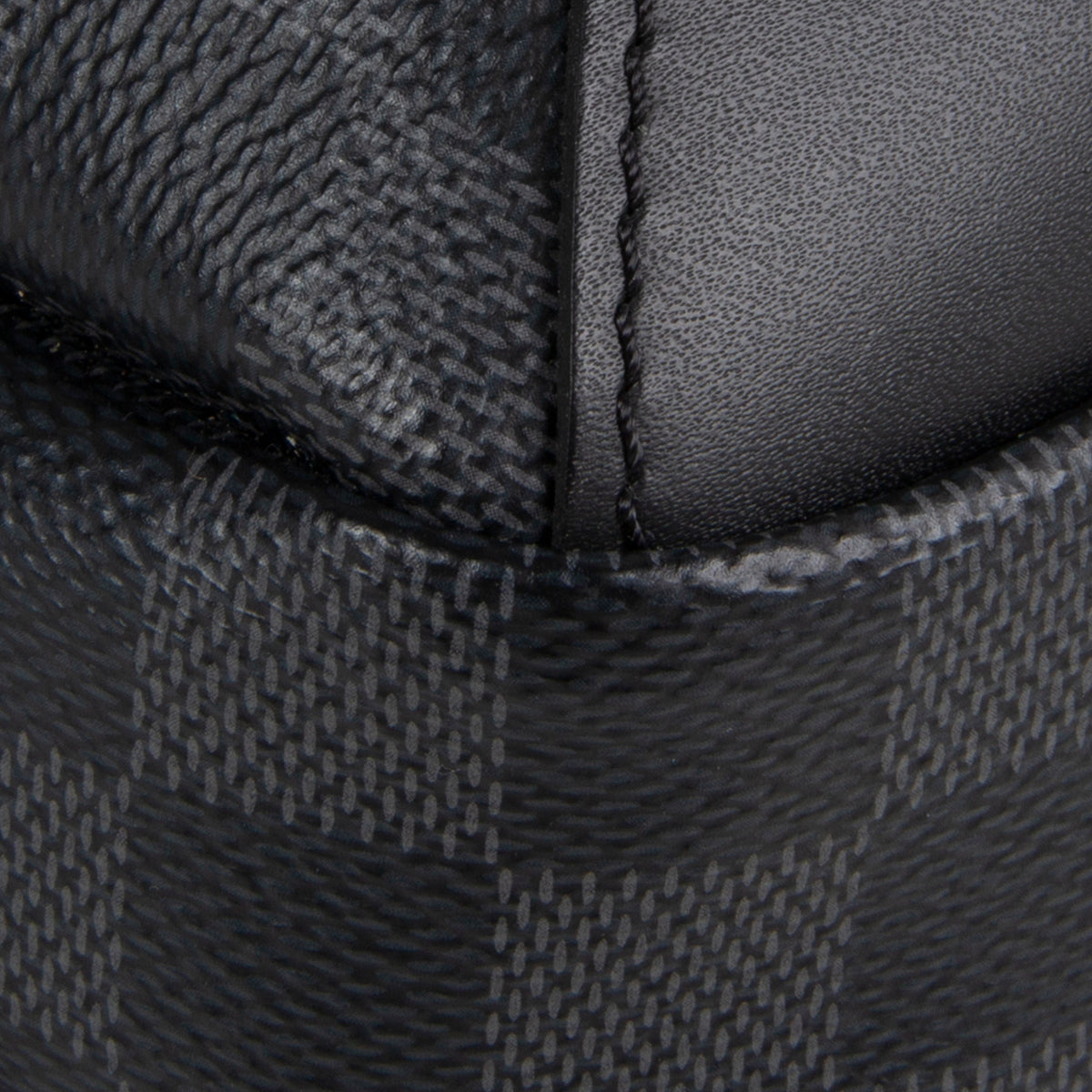 LOUIS VUITTON Avenue Sling Damier Graphite