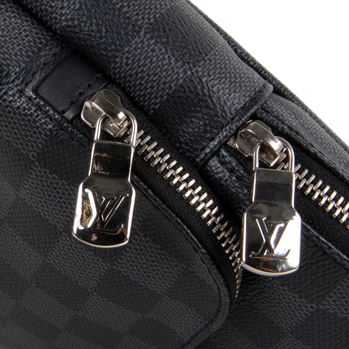 LOUIS VUITTON Avenue Sling Damier Graphite