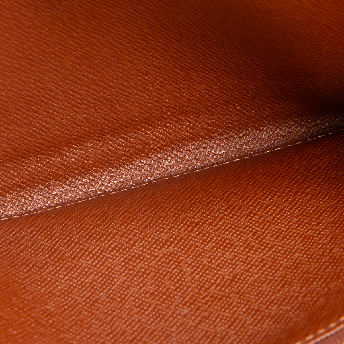 LOUIS VUITTON Monogram Sarah Wallet