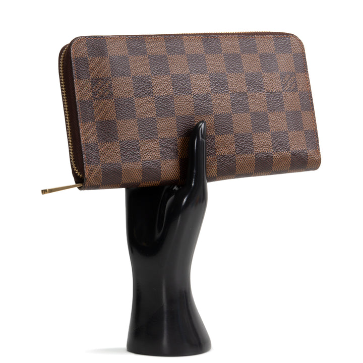 LOUIS VUITTON Damier Ebene Zippy Organizer Wallet