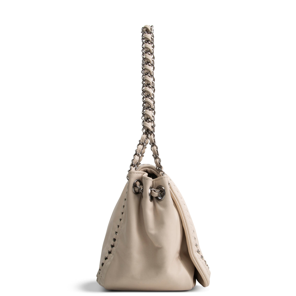 CHANEL Luxe Ligne Accordion Flap Bag