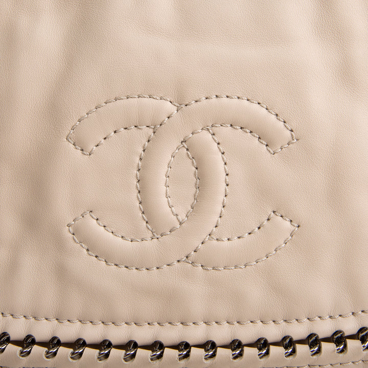 CHANEL Luxe Ligne Accordion Flap Bag