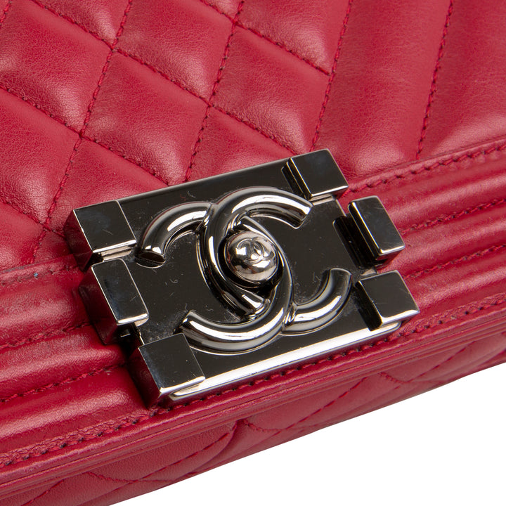 CHANEL Chevron Quilted Medium Boy Flap Bag OUTLET FINAL SALE