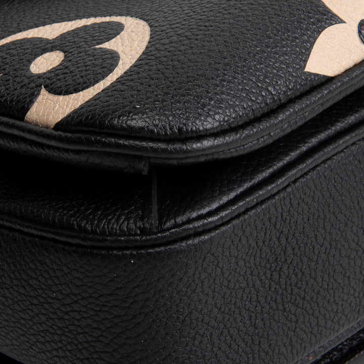 LOUIS VUITTON Empreinte Monogram Giant Pochette Metis - Black &amp; Cream